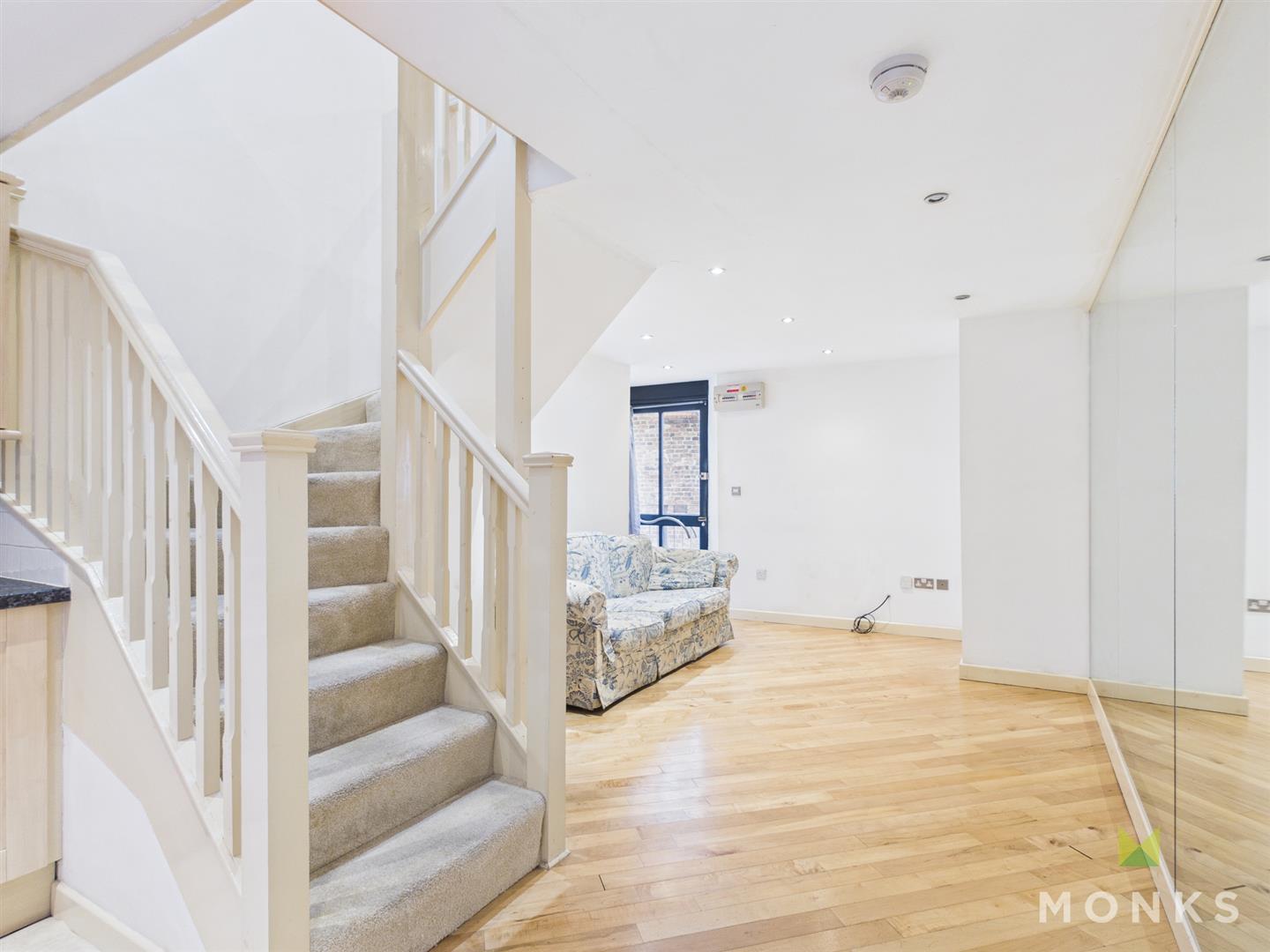 Apartment 6 Chapel Mews,, Shrewsbury, SY1 2BG For Sale